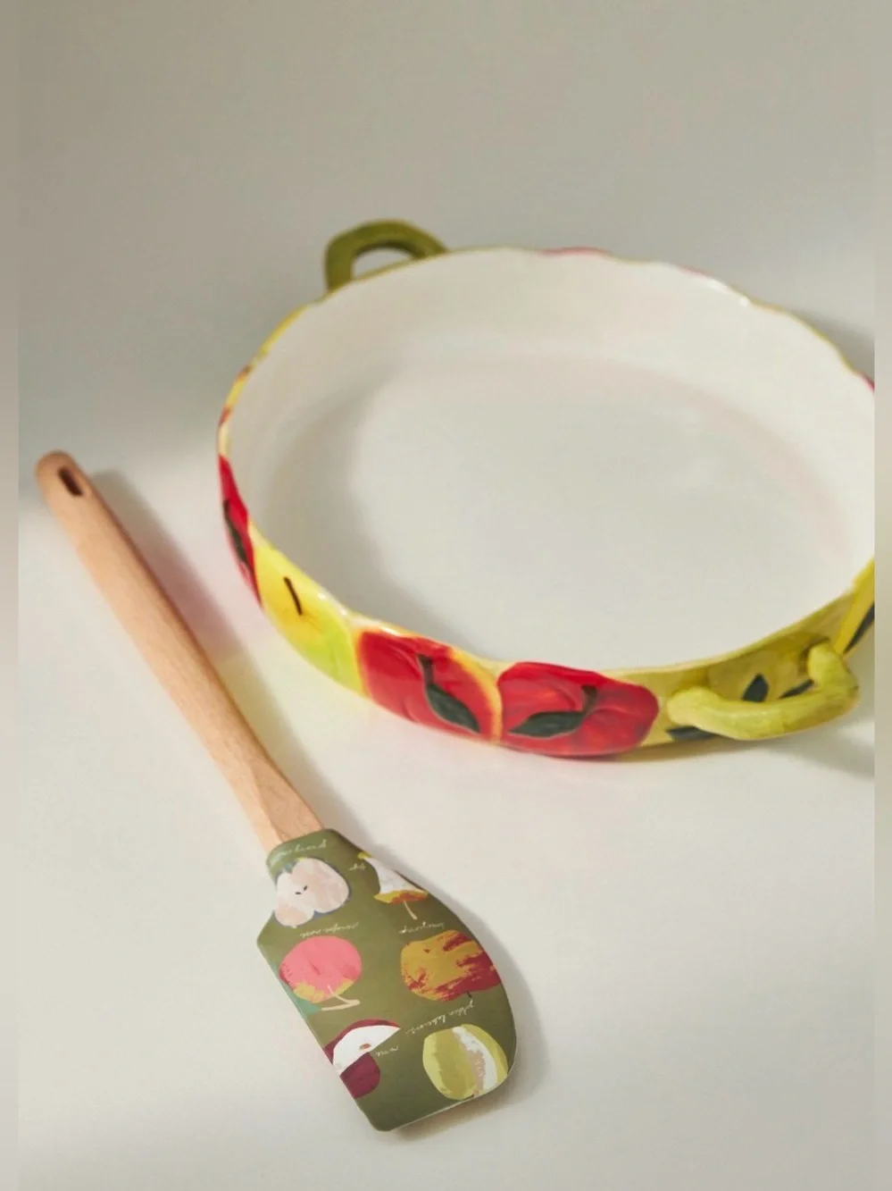 ✨ New Anthropologie Cider Season Pie Dish
